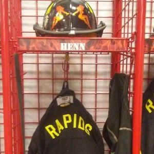 Meet your Posher, Robert